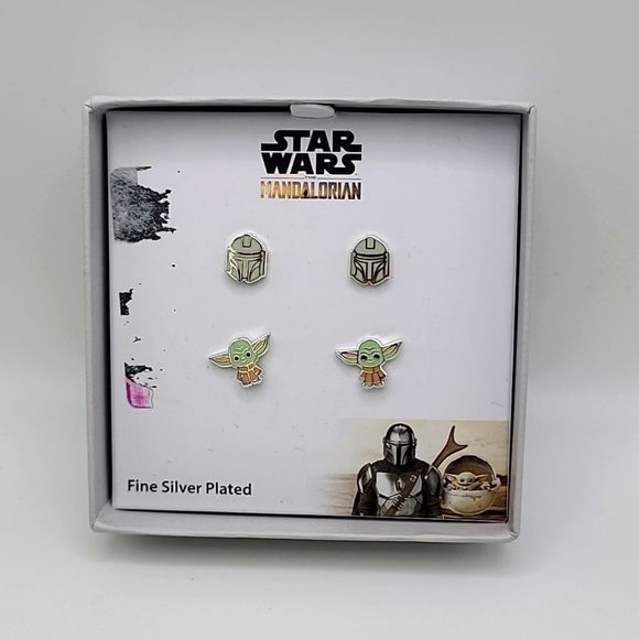 NIB SET OF STAR WARS MANDALORIAN BABY YODA & JEDI STUD EARRINGS - Picture 1 of 2